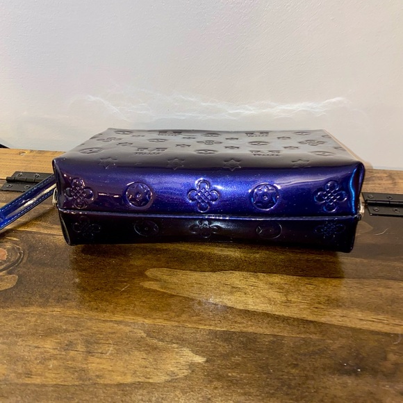 Versace V1969 Italia Scarlet Frame Crossbody Purse Bag NEW - Picture 4 of 6